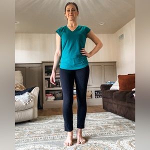 XS CAbi Ponte zippered leggings- excellent used condition